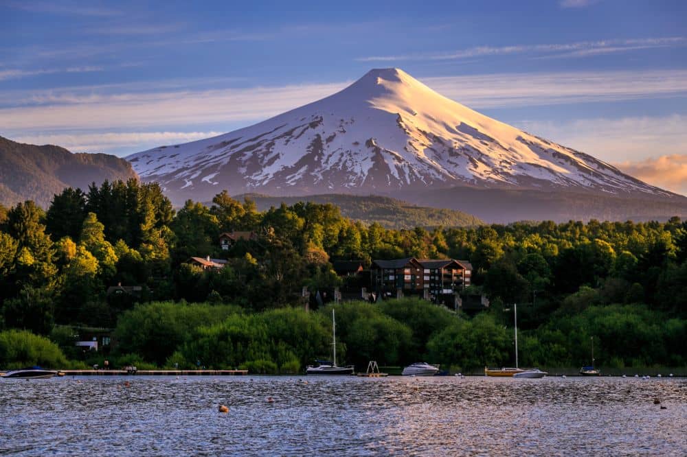 Chile Lakes Villarrica Volcano Behind Pucon Experience Chile